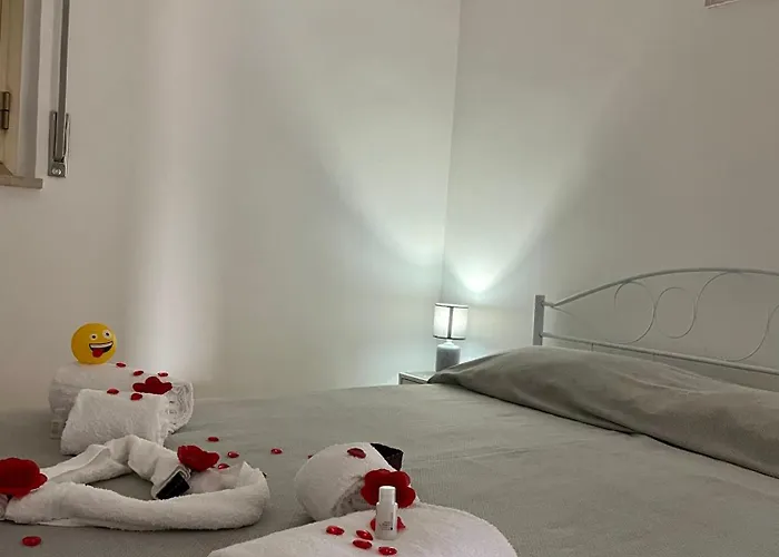 Marrelli לינה וארוחת בוקר קרוטונה